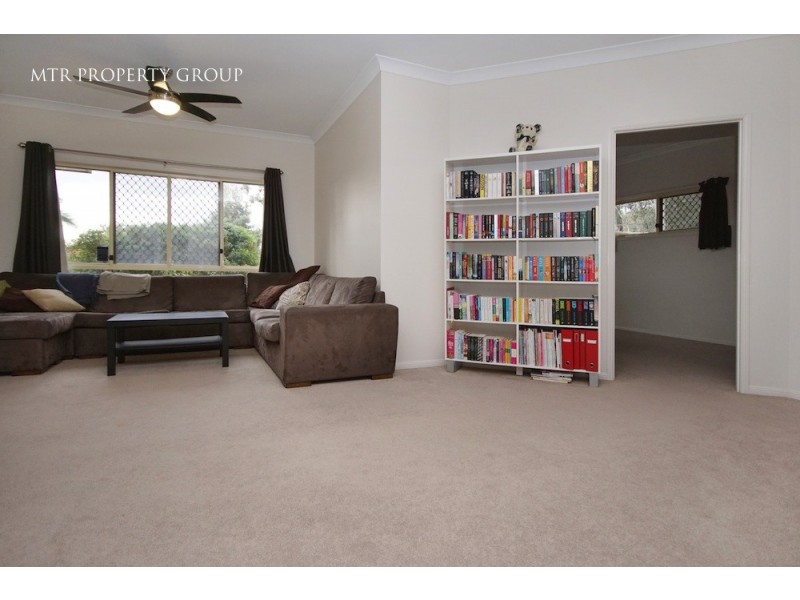 22 Chapple Place, Forest Lake QLD 4078