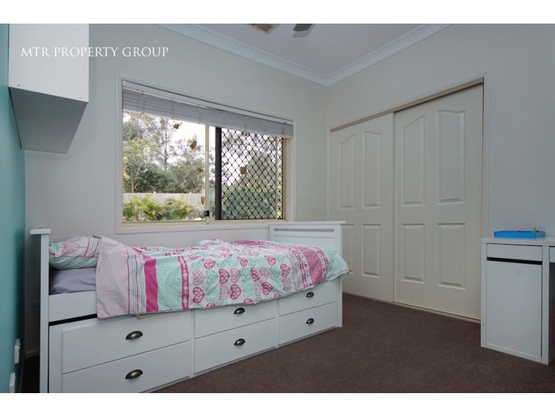 22 Chapple Place, Forest Lake QLD 4078