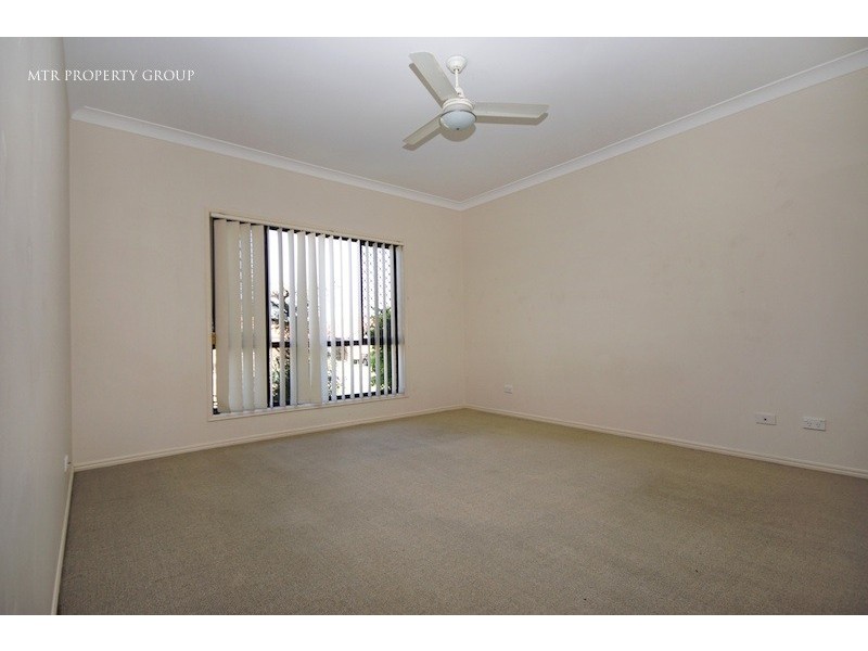 10 Bella Vista Circuit, Edens Landing QLD 4207
