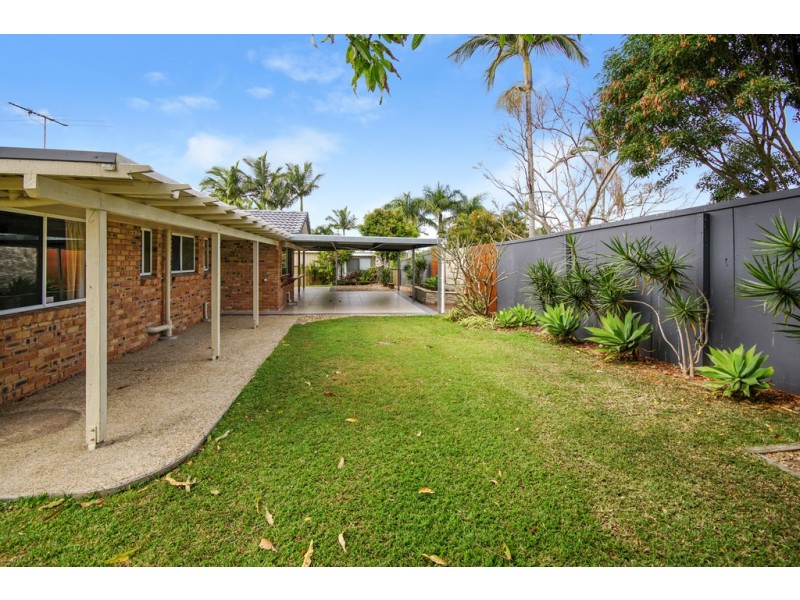 8 Soho Street, Hillcrest QLD 4118