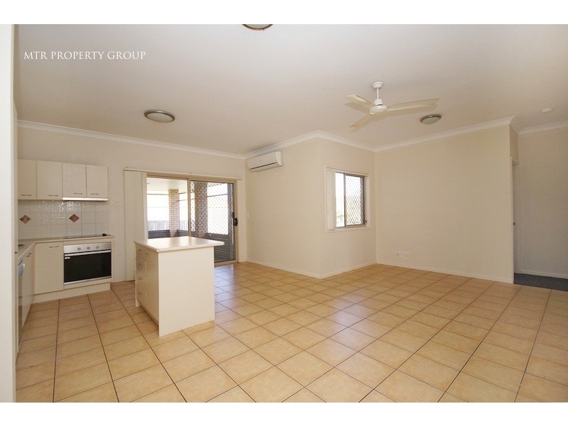 11 Bella Vista Circuit, Edens Landing QLD 4207