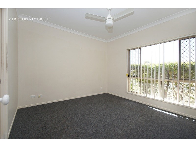 11 Bella Vista Circuit, Edens Landing QLD 4207