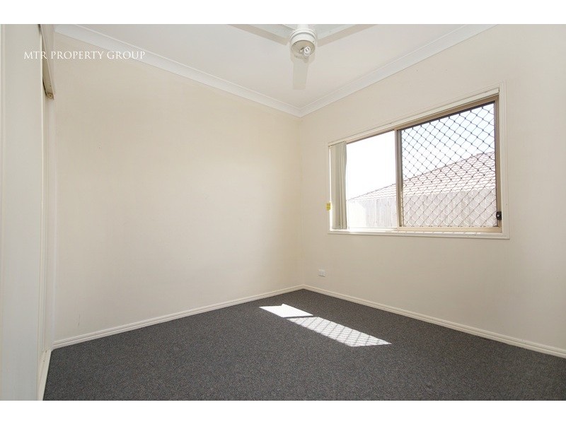 11 Bella Vista Circuit, Edens Landing QLD 4207