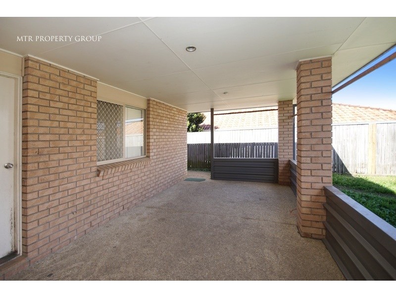 11 Bella Vista Circuit, Edens Landing QLD 4207