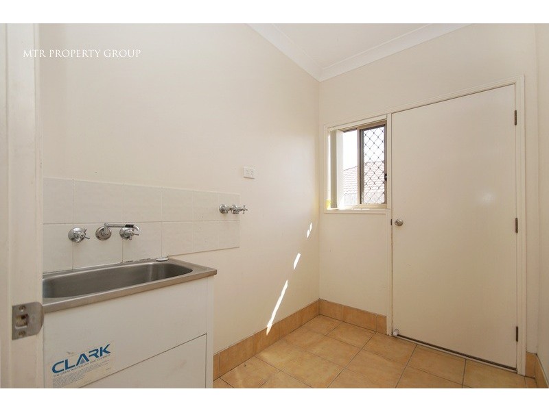 11 Bella Vista Circuit, Edens Landing QLD 4207