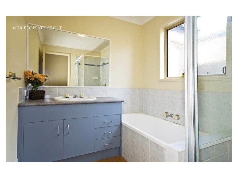 26 Chelsea Place, Forest Lake QLD 4078