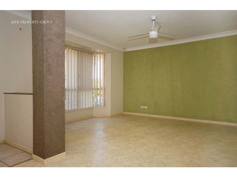 33 Hampstead Street, Forest Lake QLD 4078
