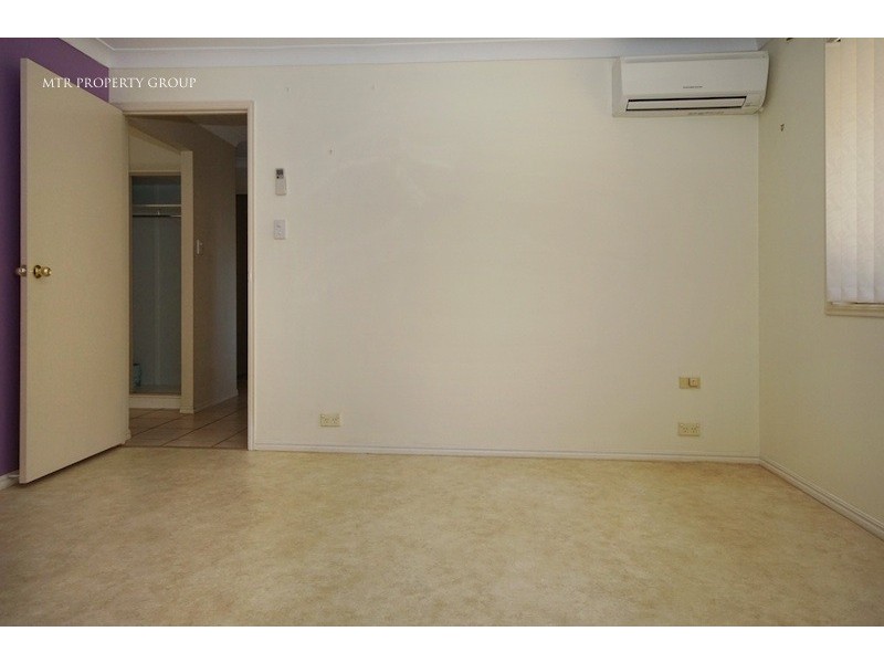 33 Hampstead Street, Forest Lake QLD 4078