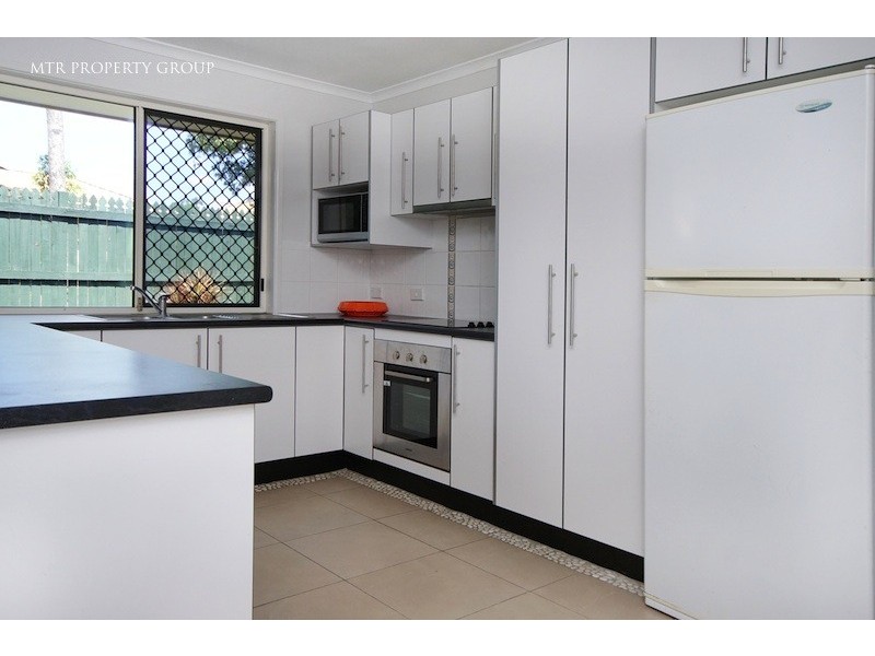 11 Rundle Street, Forest Lake QLD 4078
