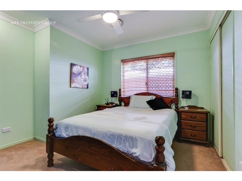 4 Catalina Cct, Forest Lake QLD 4078