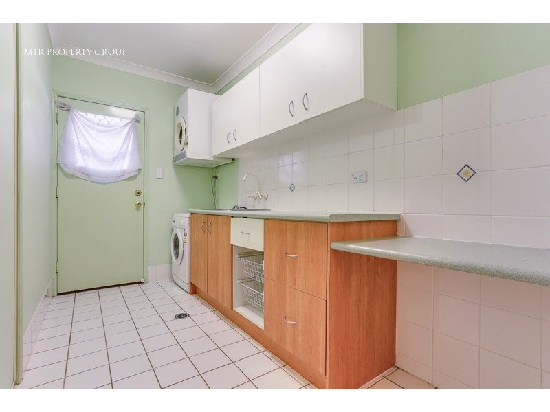 4 Catalina Cct, Forest Lake QLD 4078