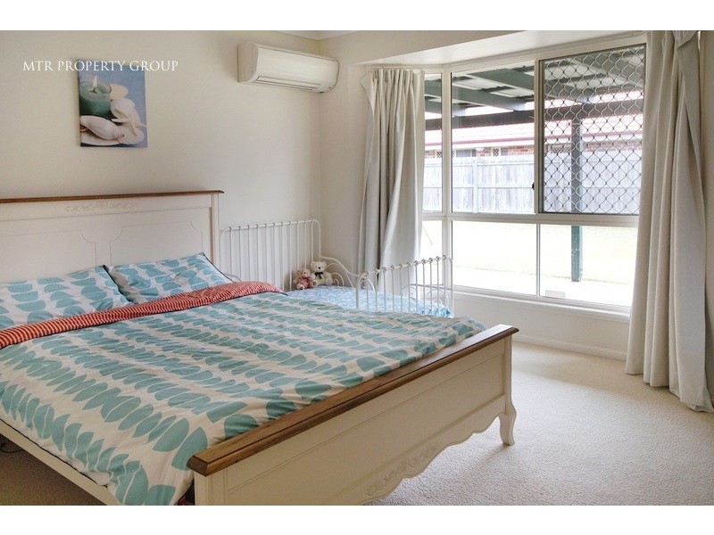 3 Bannister Place, Forest Lake QLD 4078