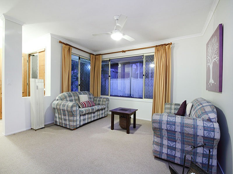 28 Acorn Circuit, Forest Lake QLD 4078