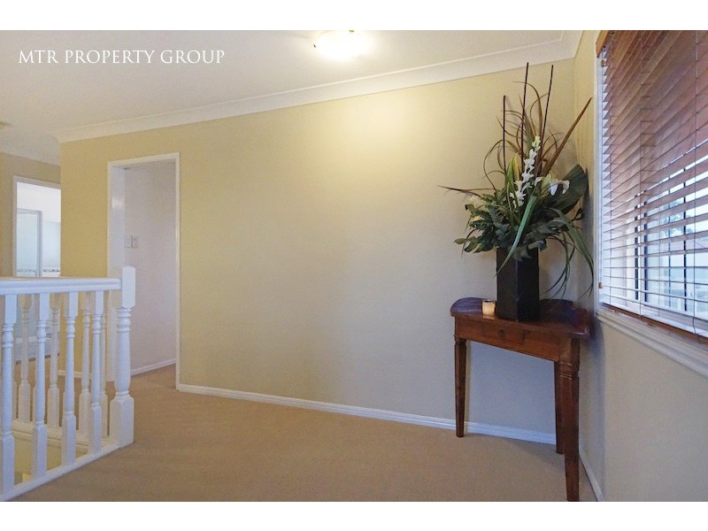 4 Carnegie Close, Forest Lake QLD 4078