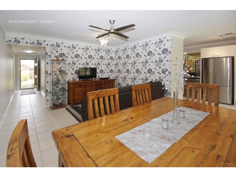 1 Rundle Street, Forest Lake QLD 4078