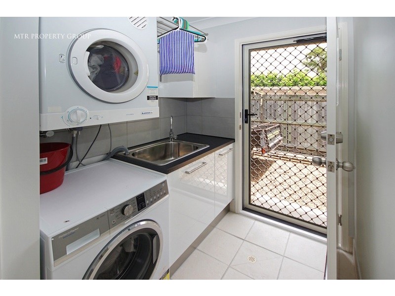 1 Rundle Street, Forest Lake QLD 4078