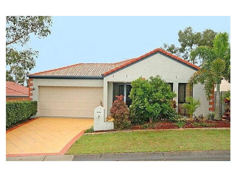 7 Tully Street, Forest Lake QLD 4078