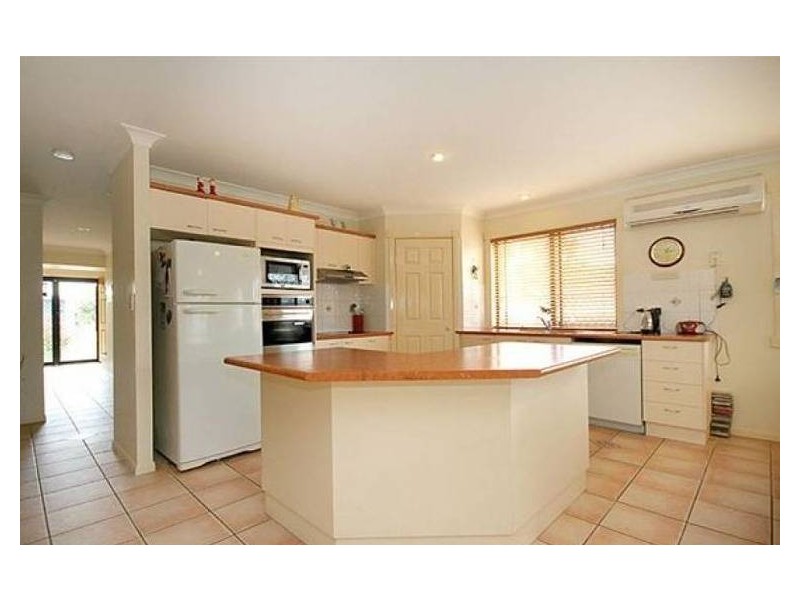 7 Tully Street, Forest Lake QLD 4078