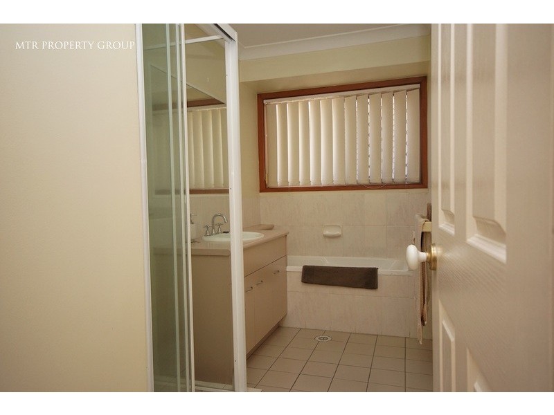 14 Scarlet Place, Forest Lake QLD 4078