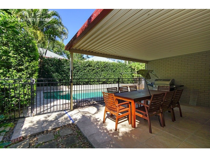 14 St James Street, Forest Lake QLD 4078
