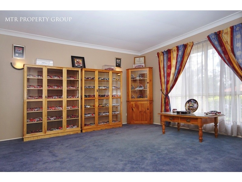 30 Cambridge Crescent, Forest Lake QLD 4078