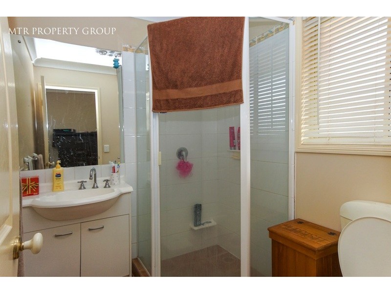 30 Cambridge Crescent, Forest Lake QLD 4078