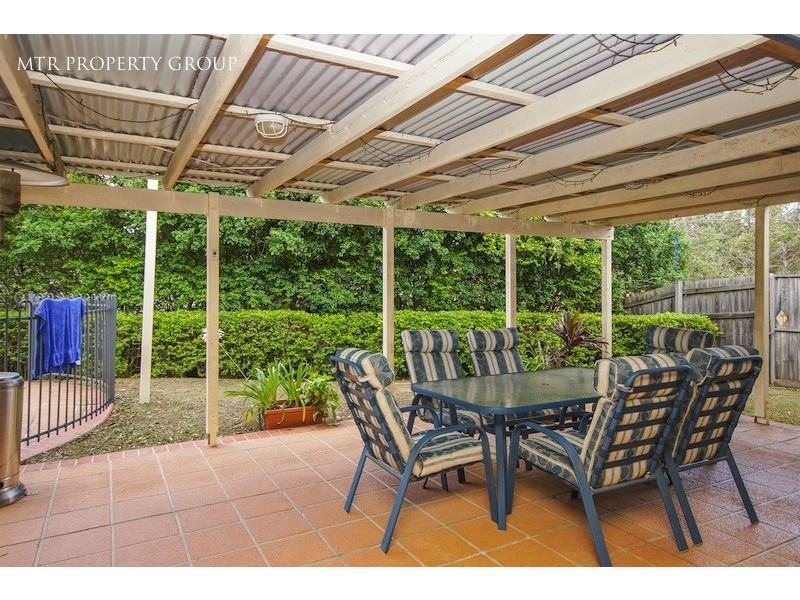 30 Cambridge Crescent, Forest Lake QLD 4078