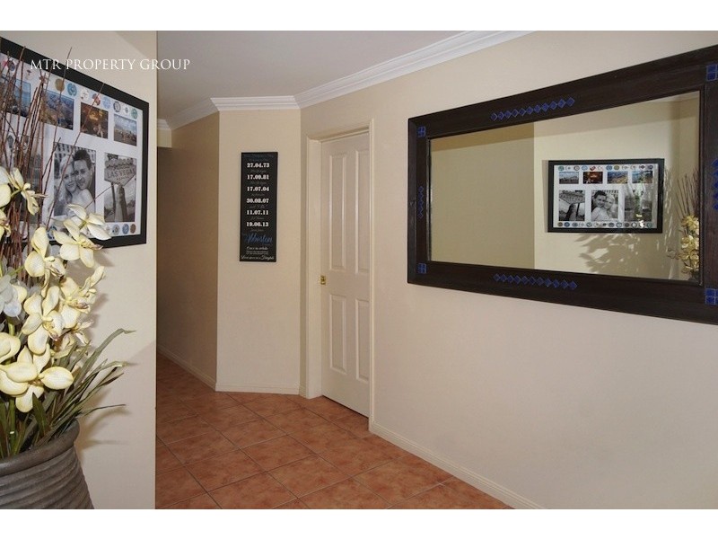 33 Central Street, Forest Lake QLD 4078