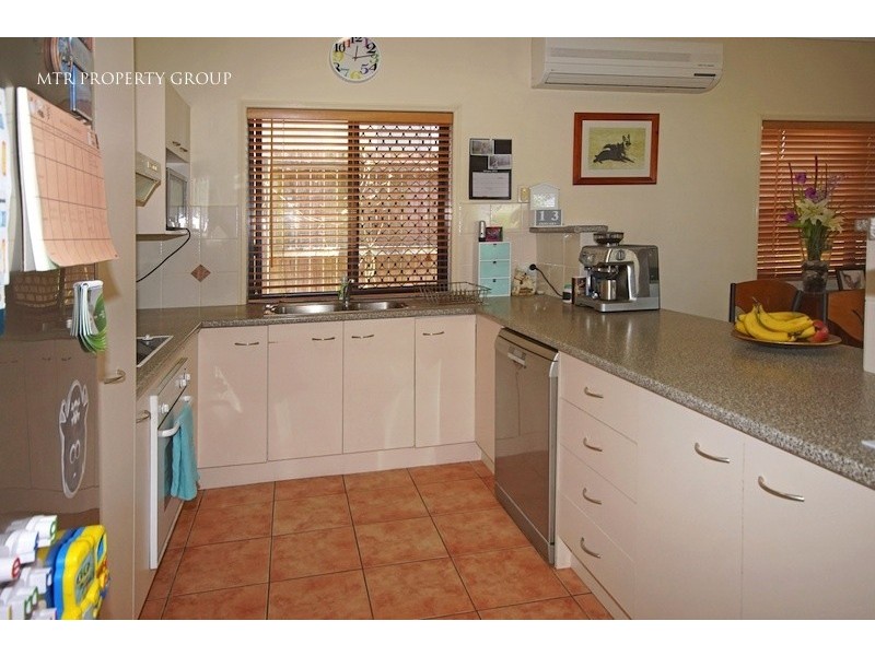 33 Central Street, Forest Lake QLD 4078