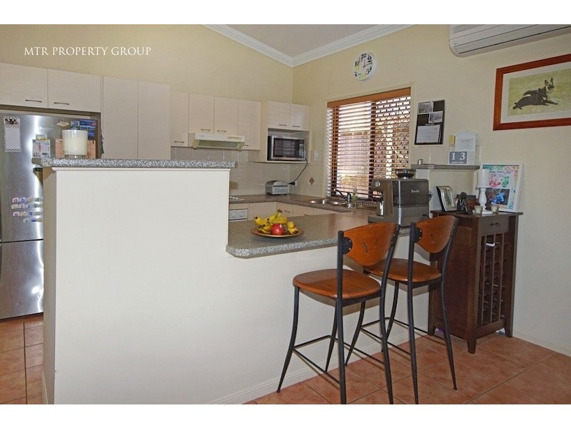 33 Central Street, Forest Lake QLD 4078