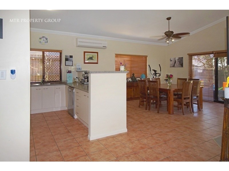 33 Central Street, Forest Lake QLD 4078