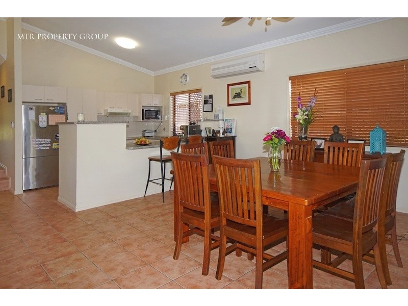 33 Central Street, Forest Lake QLD 4078