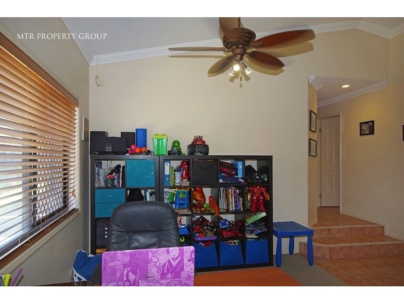 33 Central Street, Forest Lake QLD 4078