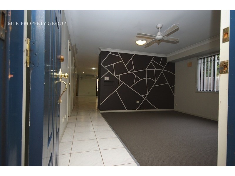 11 Leyburn Crescent, Forest Lake QLD 4078