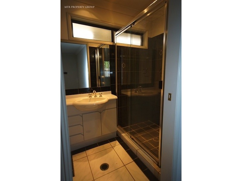 11 Leyburn Crescent, Forest Lake QLD 4078