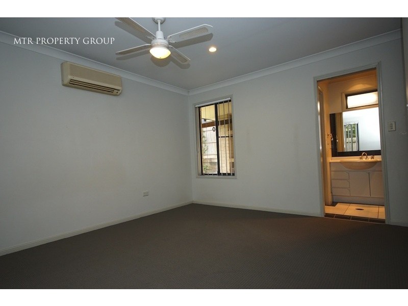 11 Leyburn Crescent, Forest Lake QLD 4078