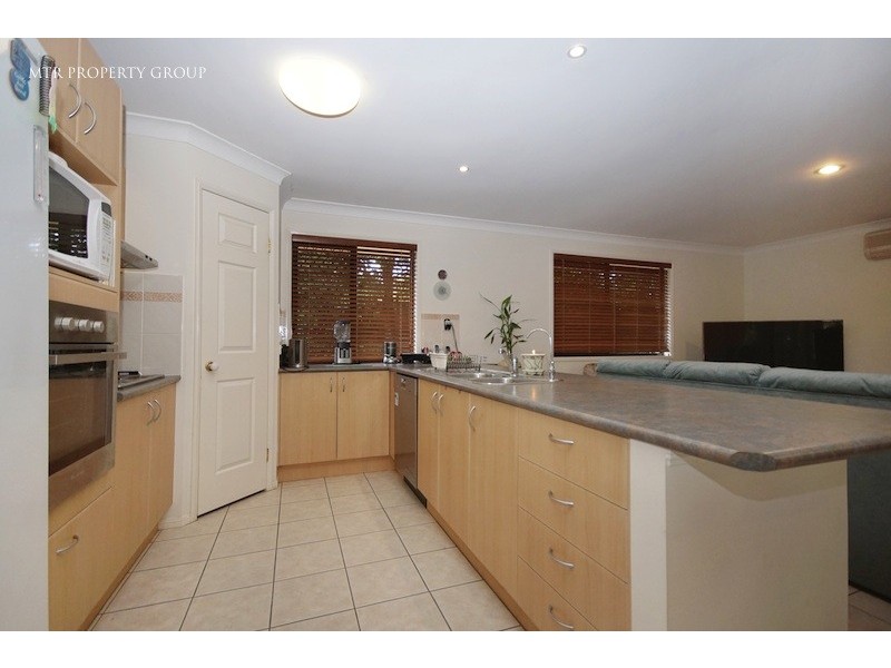 31 Simpson Way, Forest Lake QLD 4078