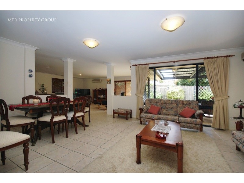 31 Simpson Way, Forest Lake QLD 4078