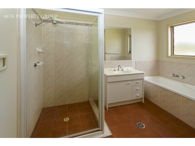 66 Glasshouse Crescent, Forest Lake QLD 4078