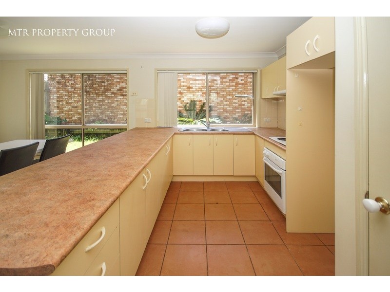 66 Glasshouse Crescent, Forest Lake QLD 4078