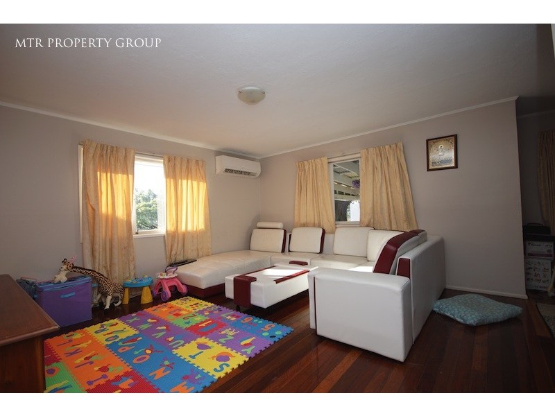 9 Delorme Street, Durack QLD 4077