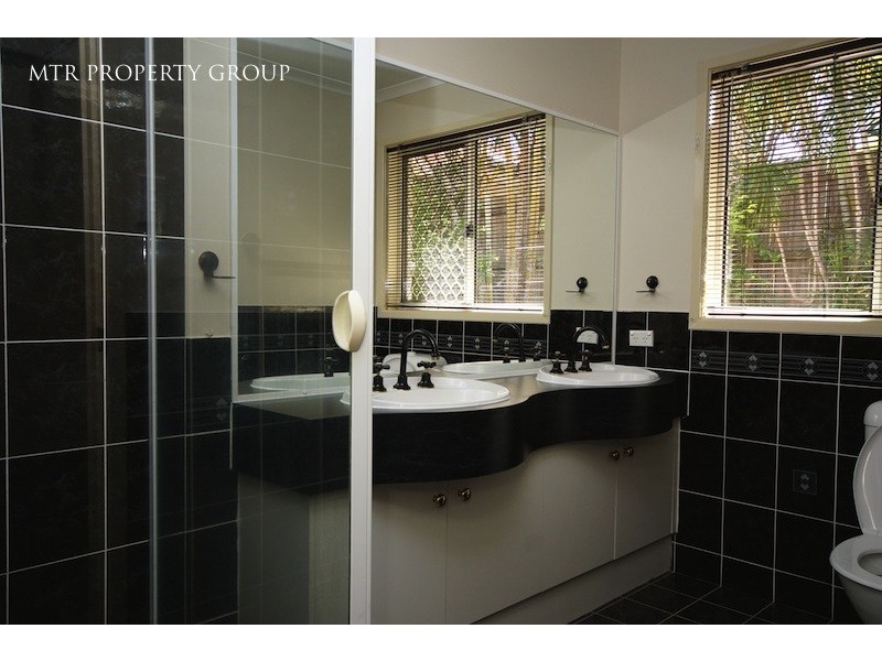 6 Yale Circuit, Forest Lake QLD 4078