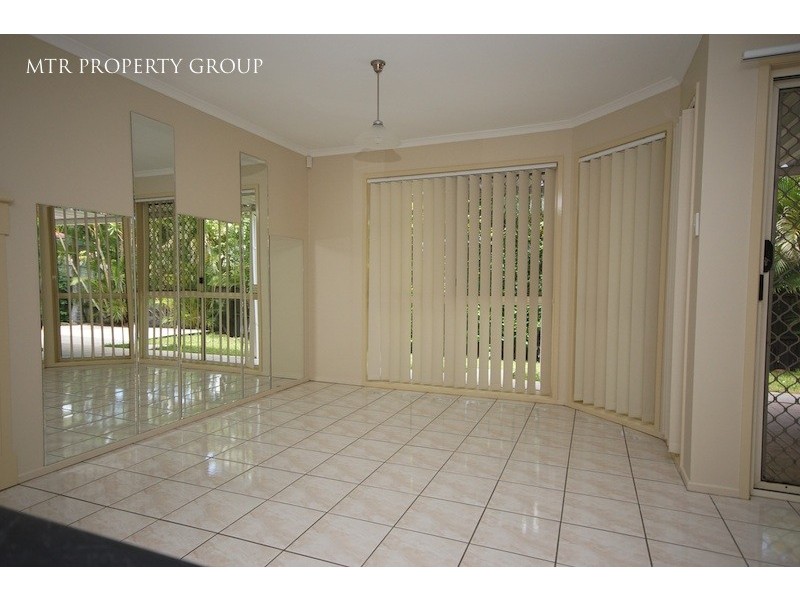 6 Yale Circuit, Forest Lake QLD 4078
