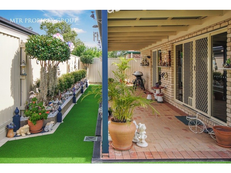 31 Central Street, Forest Lake QLD 4078