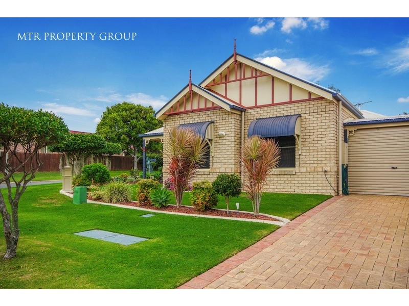 31 Central Street, Forest Lake QLD 4078