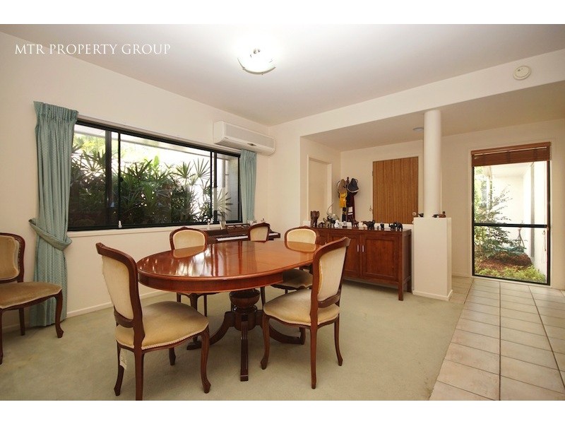 16 Agathis Place, Forest Lake QLD 4078