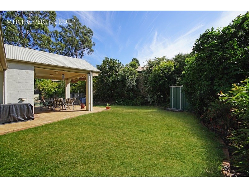 16 Agathis Place, Forest Lake QLD 4078