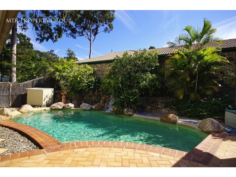 16 Agathis Place, Forest Lake QLD 4078