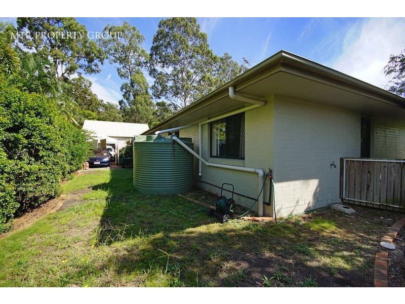 16 Agathis Place, Forest Lake QLD 4078