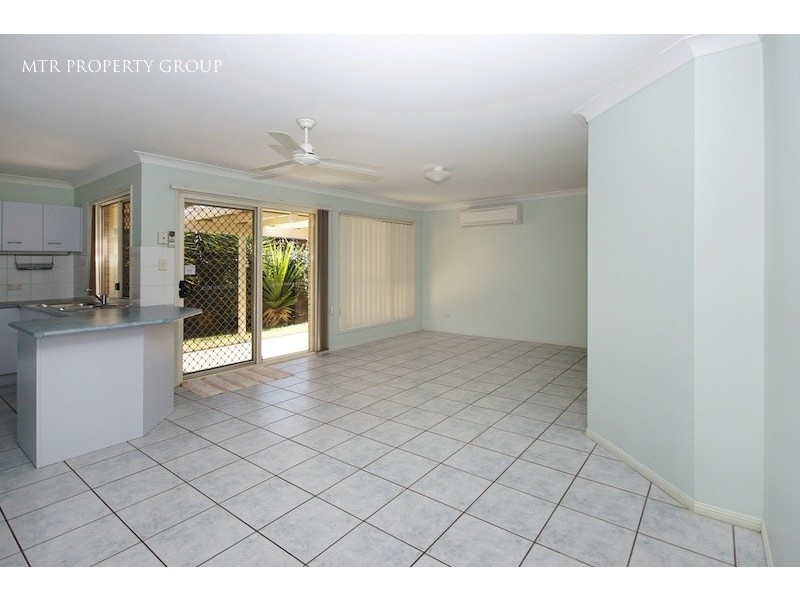 7 Diamondy Close, Forest Lake QLD 4078